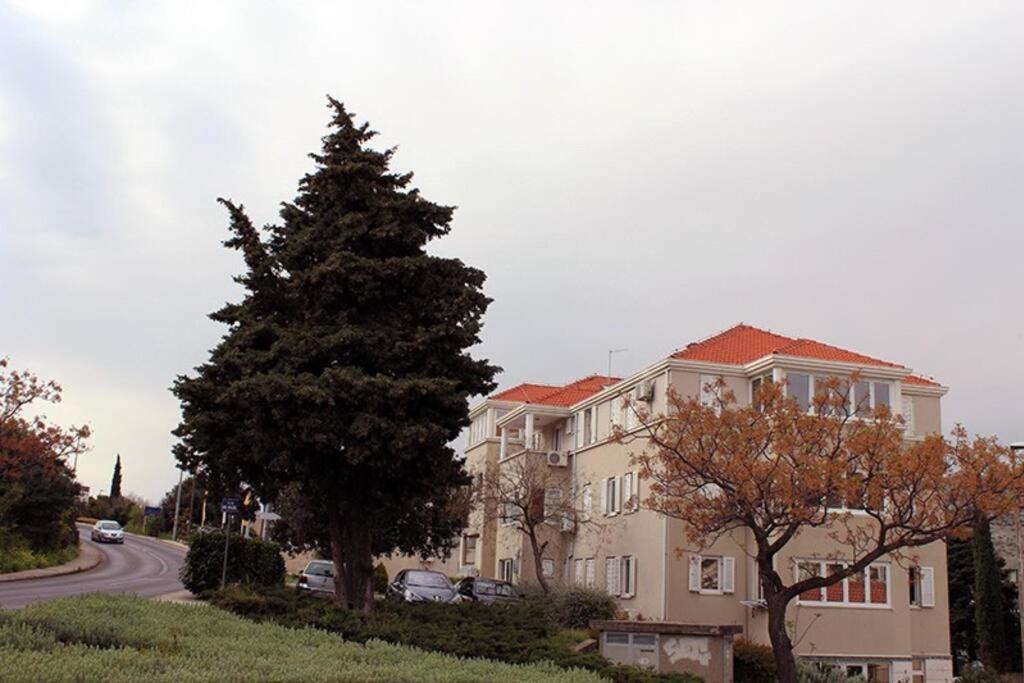 Apartment Kate With Free Parking Дубровник Экстерьер фото